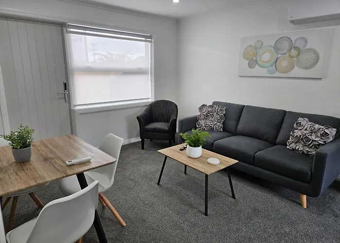 Redwood Apartment